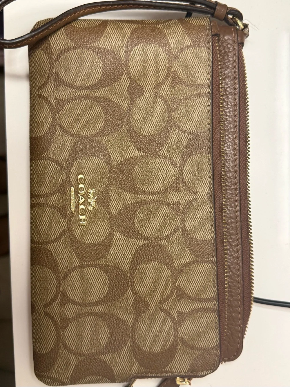 COACH Brown Signature Canvas Wristlet 🤎